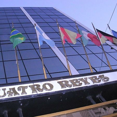 Hotel Cuatro Reyes Buenos Aires Exterior foto